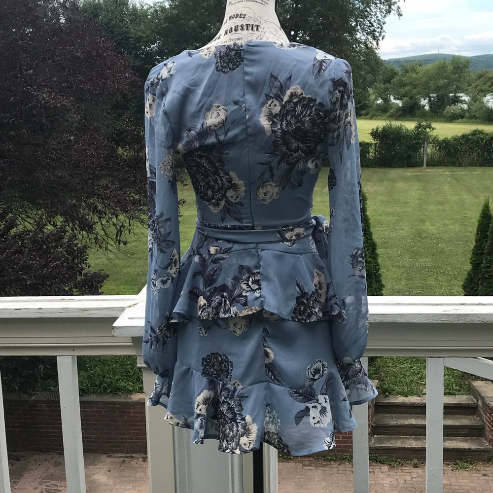 🎉HP🎉 love, FIRE Floral Wrap Ruffle Dress Blue Sm - Picture 3 of 6